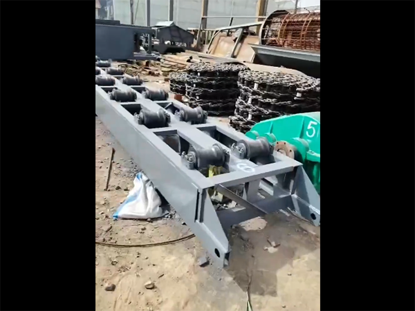 勾機(jī)鏈條提升機(jī)（挖機(jī)鏈條洗沙機(jī)）